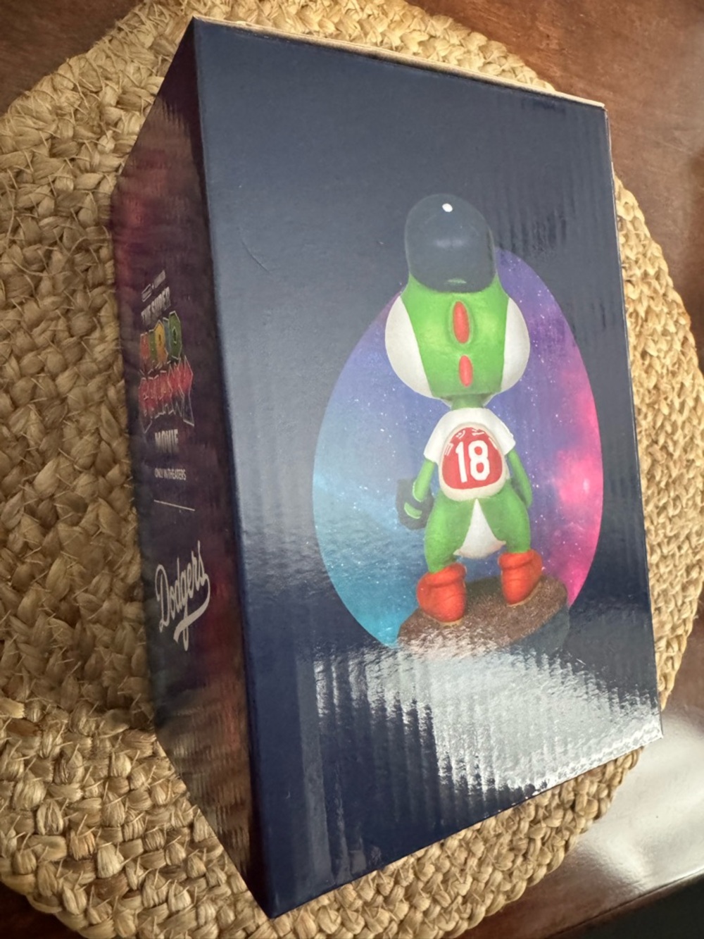 Yoshi Dodgers Bobble Head - Picture 2 of 3